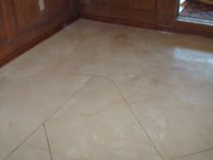 retrowelable concrete overlay